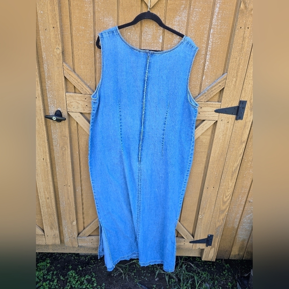 Sleeveless Blue Denim Dress - Picture 4 of 4